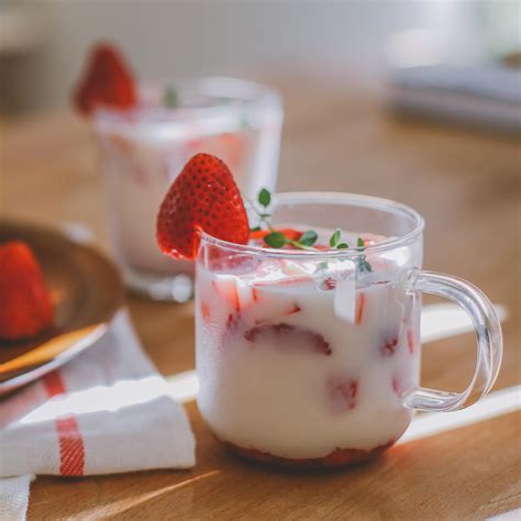 🍓Finally made the trendy Korean Strawberry Milk at home. This is so