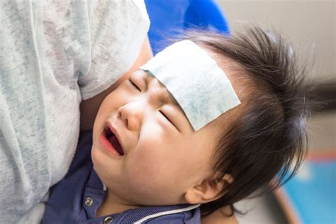 cara cepat menurunkan panas pada bayi secara alami 2