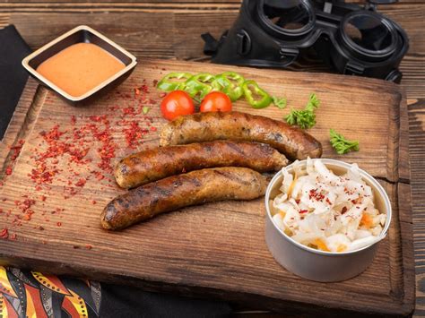 Колбаски | Steam Bar
