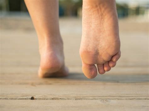 czym roznia sie odciski od modzeli dbam  siebie