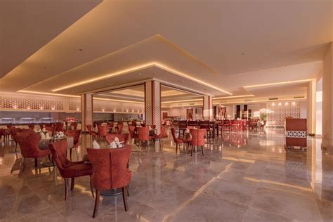 Aqua Blu Resort Hurghada. Reserveer uw vakantie naar Aqua Blu Resort ...