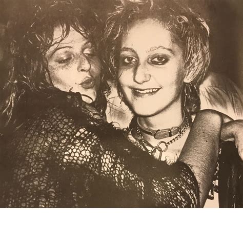 Two punk girls, London 1977 : r/OldSchoolCool