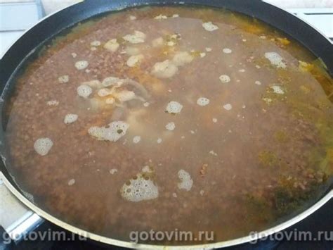 Гречка с мясом и овощами на сковороде. Рецепт с фото