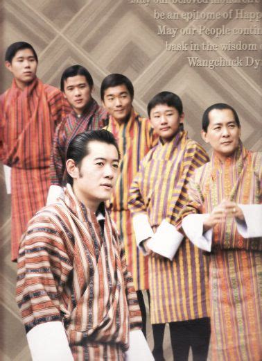 King Jigme Singye Wangchuck with his sons | Wolken, Bhutan, Geheimnis