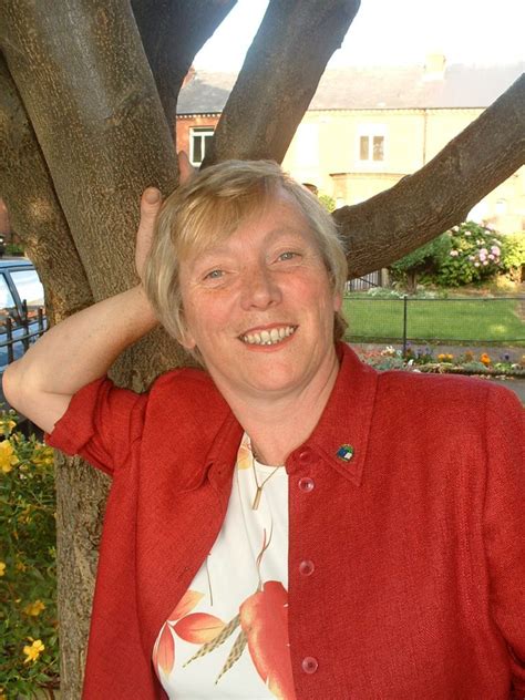 people    stand   environment  eanna ni lamhna