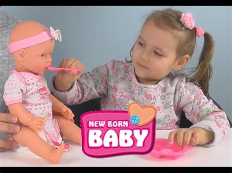 Baby Born, Игрушка беби борн, кукла распаковка и обзор. Кормим, одеваем ...