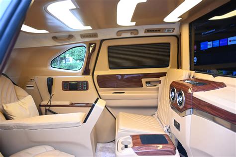 Innova Hycross interior modified luxurious lounge