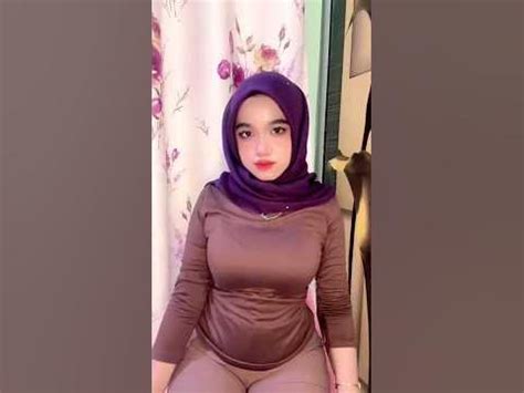 cewek montok ngangkang  kursi youtube