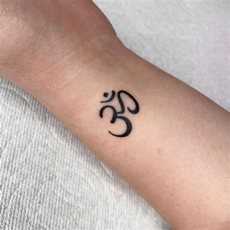 spiritual om tattoo designs ideas   men  women artofit