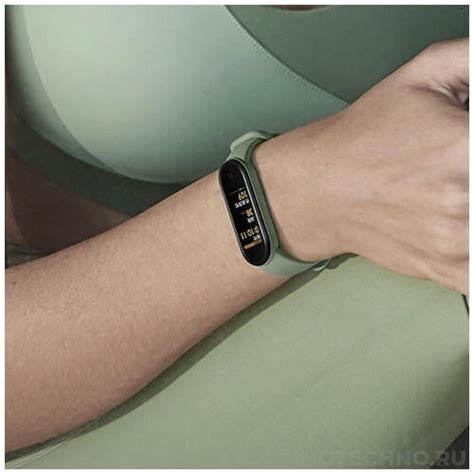 Умный браслет Xiaomi Mi Smart Band 5 RU, черный — купить в интернет ...