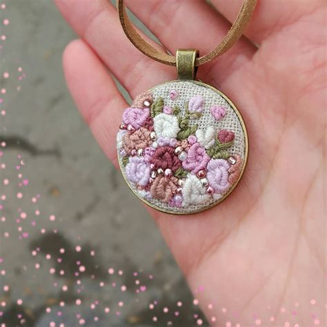 кулон с вышивкой | Pendant, Necklace, Jewelry