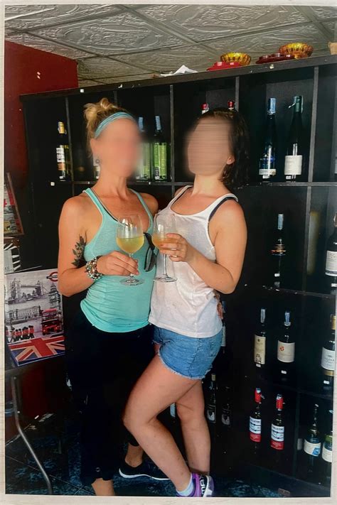 7 Insider Secrets About The Jules Ari OnlyFans Scandal (Experts React!) Image 4