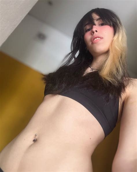 Ashlee VR | Today I woke up and took my hormones, not feeling the best