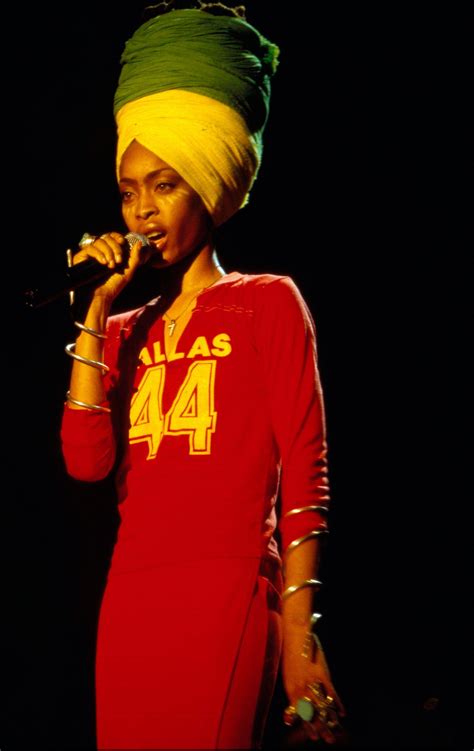 Erykah Badu Billboard Outfit - The World Report