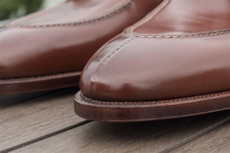 guide types  apron front  split toe seams shoegazingcom