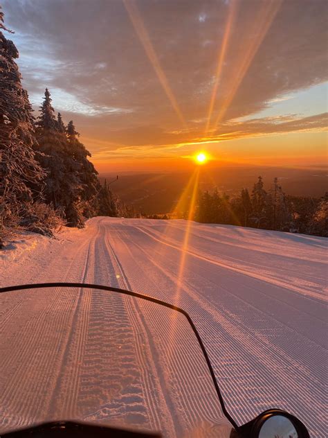 West Dover, VT : r/SkyPorn