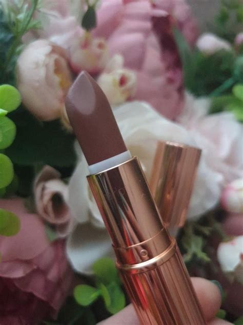 Помада charlotte tilbury so 90 — цена 1100 грн в каталоге Помада для ...