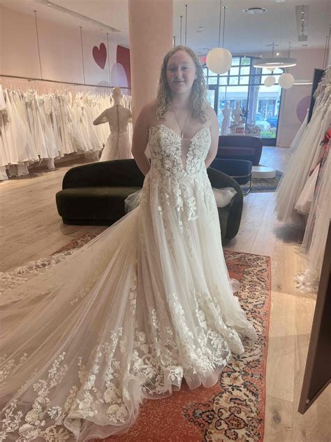 Vow’d Wedding Dress Save 50% - Stillwhite
