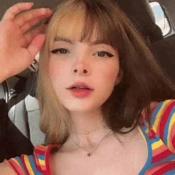 Nature Girl, Girl Gifs, Girl Icons, Sarah, Cute, Pink, Photo, Girls, Inspo