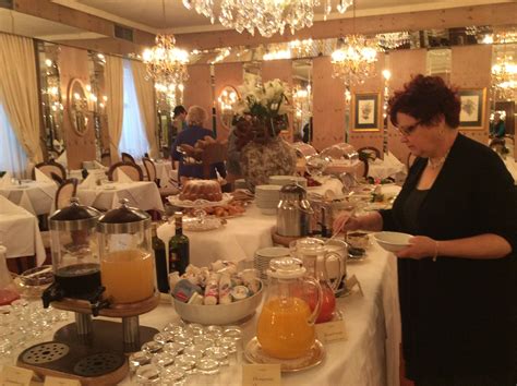 Hotel Bristol Dining Room at Breakfast Salzburg 2015 | Hotel bristol