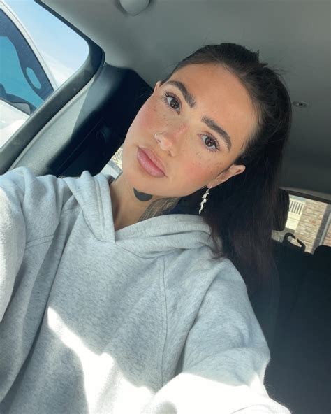 Gabby (@gabriellaahughes) • Instagram photos and videos