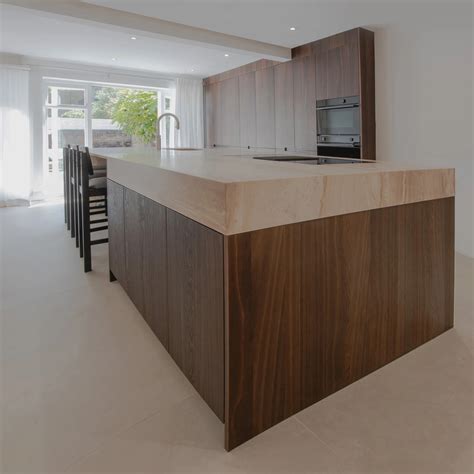 Exploring Wandsworth Bridge Road: Local Guide to London SW6