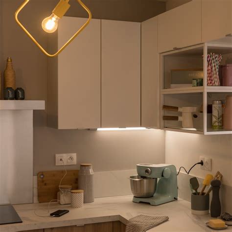 Pin by Кухни Леруа Мерлен Алматы on Кухни Алматы | Kitchen cabinets ...
