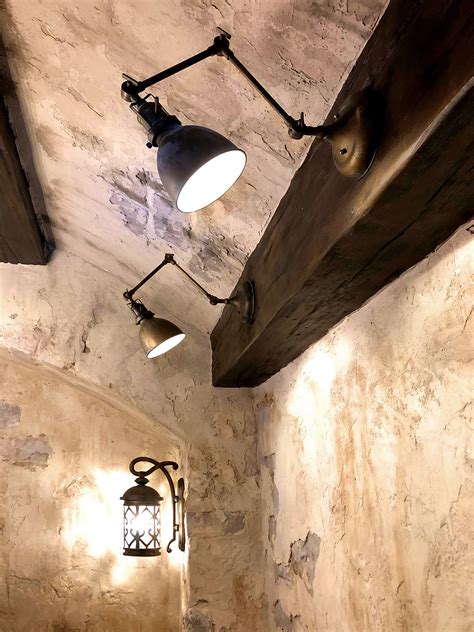 Parque Kirkland Apartments Grotto Wine Cellar & Lounge — Dillon Works