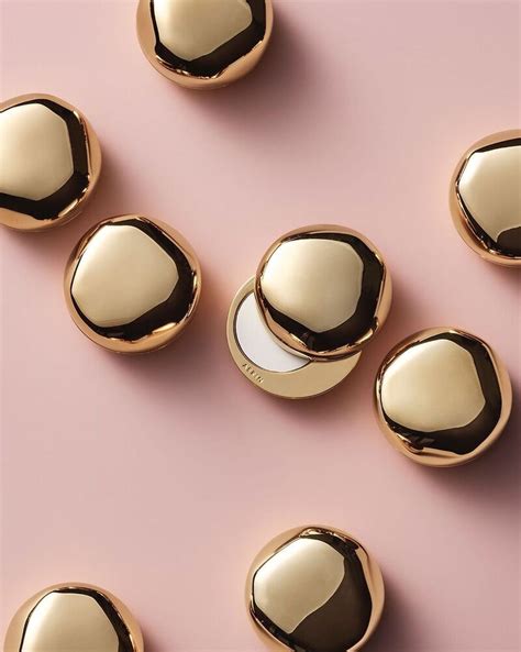 portable solid perfumes