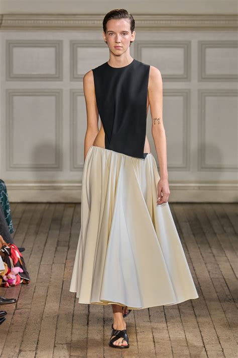 emilia wickstead spring summer  ss runway london fashion week