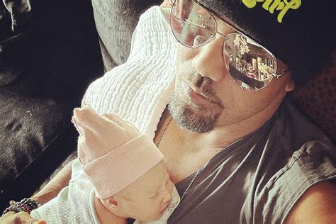 Shemar Moore Shares Sweet Photo Snuggling with Daughter Frankie as He ...