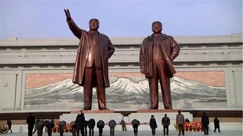 Жена Ким Чен Ына впервые за долгое время появилась на публике. Фото ...