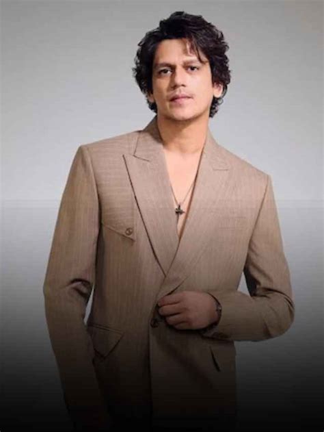 vijay varma net worth 2023