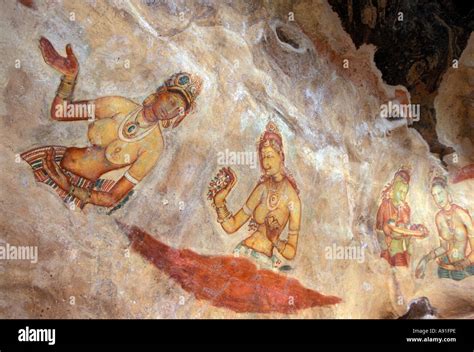 SRI LANKA: Sigiriya cave paintings Stock Photo - Alamy