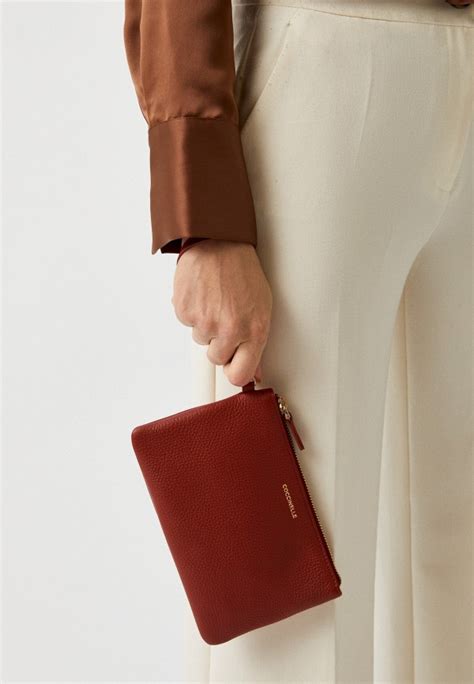 Клатч Coccinelle, цвет: красный, RTLACU922001 — купить в интернет ...