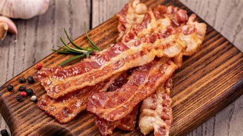 Bacon: Proses Pembuatan, Cara Memilih, dan Cara Memasaknya – Gramedia ...