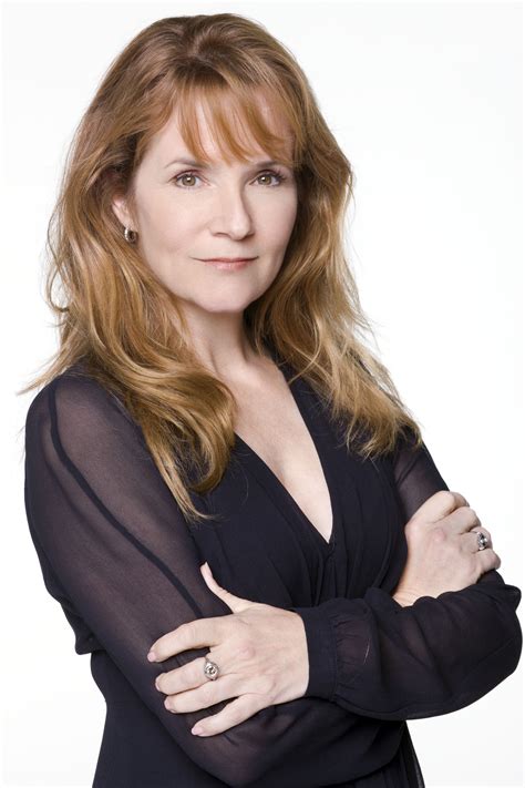 Pictures of Lea Thompson - Pictures Of Celebrities