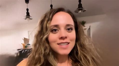 Jinger Duggar defies dad Jim Bob’s strict rules as she wears skintight ...