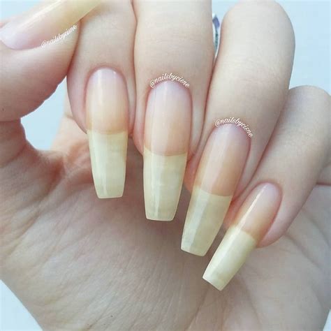 Hace mucho no subía una foto de mis uñas sin esmalte, asique aca va una ...
