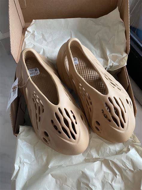 YZY Foam Runner, Women's Fashion, Footwear, Sneakers on Carousell