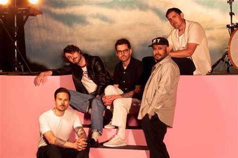 Kids In Glass Houses - Dork