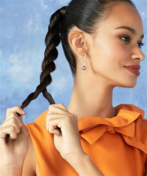 Easy tips for choosing hairstyles for calics that actually work 35