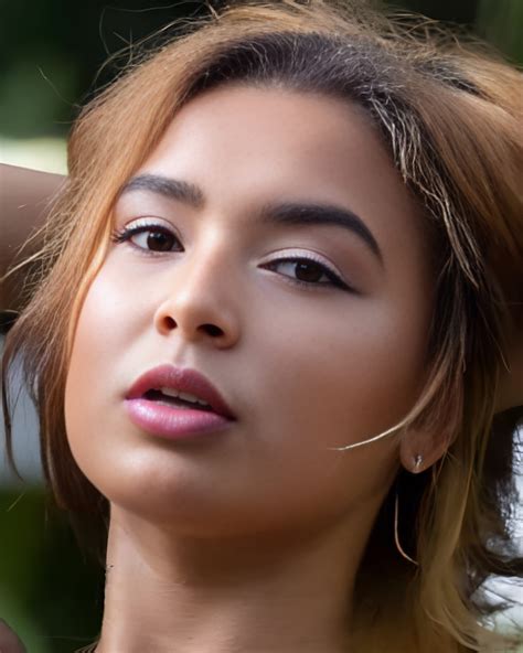 Babi Star (Model) Husband, Family, Wiki, Age, Net Worth, Videos & Photos