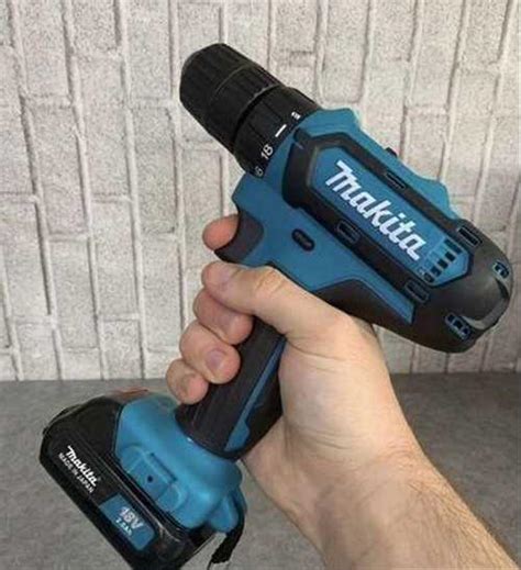 Аккумуляторная дрель-шуруповерт Makita 18v. Новый | Festima.Ru ...