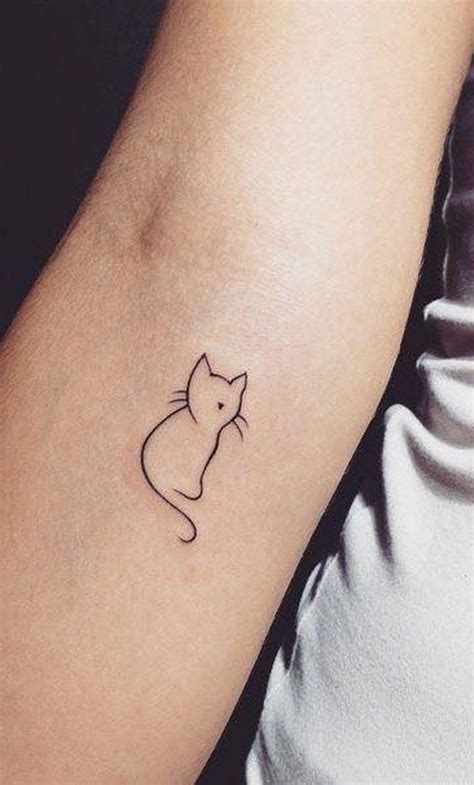 Outline minimalist cat tattoo - gulusn