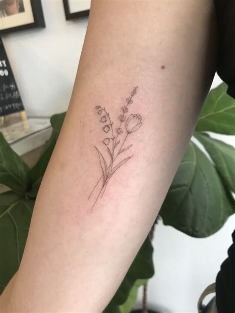 Fine line flower tattoo | Tasteful tattoos, Simplistic tattoos, Petite