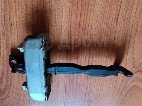 Купить Toyota Corolla 120 Ограничитель двери Toyota Allex, Corolla в ...