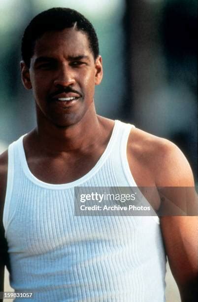 Denzel Washington 1990s Photos and Premium High Res Pictures - Getty Images