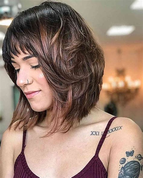 Stylists say everyone wants shoulder length bob cut hair right now 8