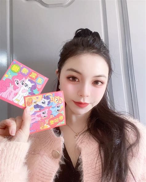 Amber Chan | 💚自律即自由 #gymgirl #gymlife | Instagram